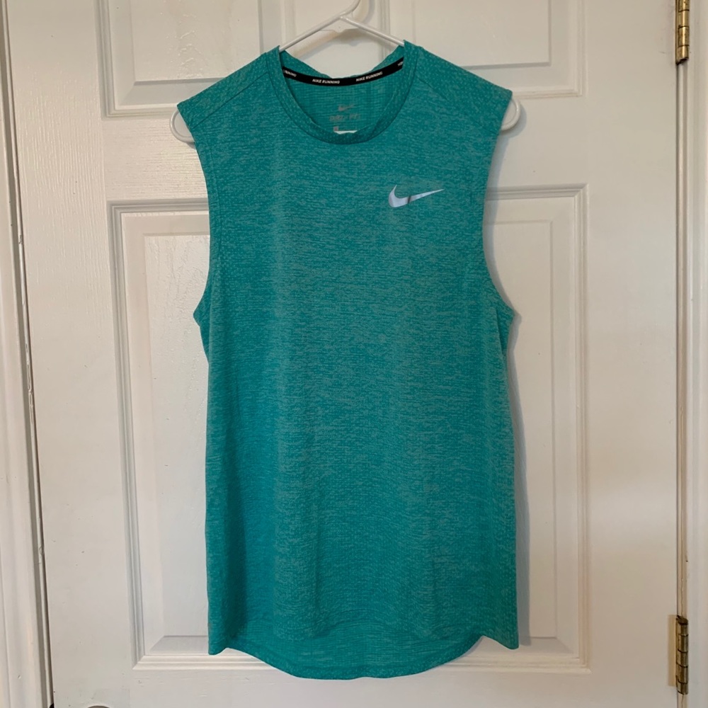 ⭐️Nike running tank⭐️